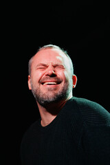 Obraz premium Performer playing role of cheerful man on theater scene 