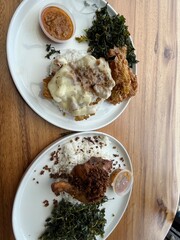 FRIED CHICKEN COVERED BY MAYONESE