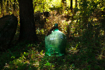 大型のガラス瓶　アンティーク、