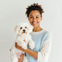 Jeune femme souriante portant son petit bichon maltais dans les bras. Isolé sur fond blanc. Generated Image