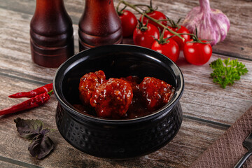 Beef meatballs with tomato sauce