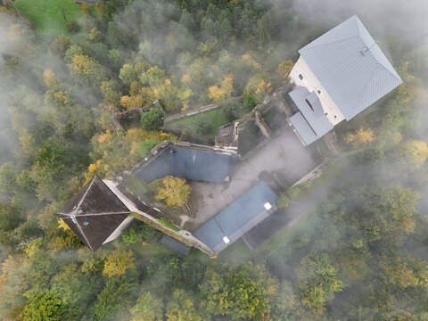 Burgruine Gallenstein aus der Vogelperspektive, Steiermark