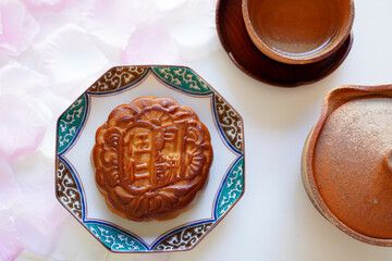 伍仁月餅、木の実とドライフルーツをたっぷり包んだ月餅　俯瞰撮影