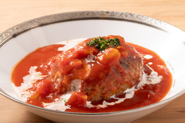 トマト煮込みハンバーグ