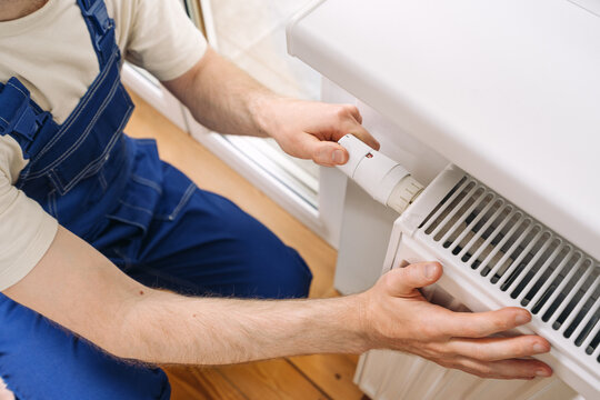 Maintenance of a home heating radiator for efficient winter comfort