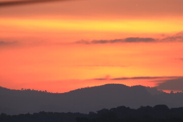 In the morning the sun is rising.