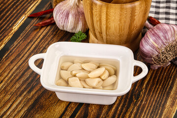 Tasty aroma marinated garlic cloves