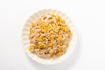 焼きとうもろこしとツナと蓮根の豆もやし和え