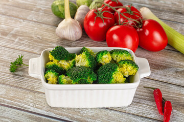 Boiled broccoli cabbage in the bowl