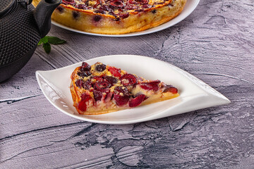 Crusty pie with fresh cherry