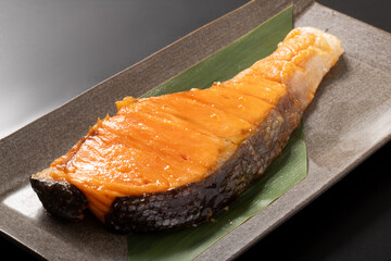 銀鮭（ふり塩）　焼き