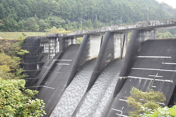 片倉ダム