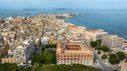 Obraz premium Aerial view of houses and buildings in the historic center of Trapani, Sicily, Italy. It is a beautiful city overlooking the Mediterranean Sea. The Aegadian Islands are in the background.