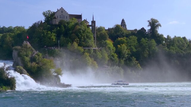 Der Rheinfall in Neuhausen bei Schaffhausen, Kanton Schaffhausen, Schweiz, Europa