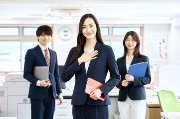 信頼のビジネスチーム3人