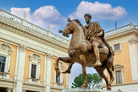 Marc Aurel Replika des Reiterstandbilds auf  der  Piazza del Campidoglio in Rom