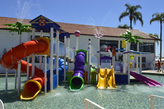 Parque aqu&aacute;tico infantil