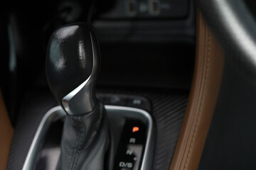 Obraz premium Car gears are available in both manual and automatic, depending on the driver's needs.