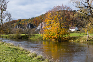 Obere Donau bei Gutenstein im Landkreis Sigmaringen (Schw&auml;bische Alb)