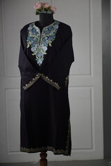 Kaar kash pheran with floral designs