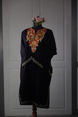 Kaar kash pheran with floral designs