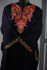 Kaar kash pheran with floral designs