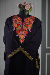 Kaar kash pheran with floral designs
