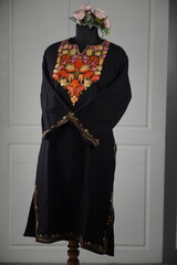 Kaar kash pheran with floral designs