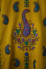 Kaar kash pheran with floral designs