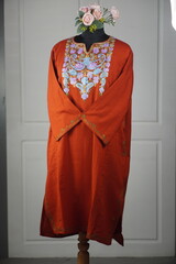 Kaar kash pheran with floral designs