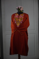 Kaar kash pheran with floral designs