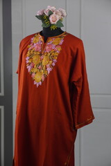 Kaar kash pheran with floral designs