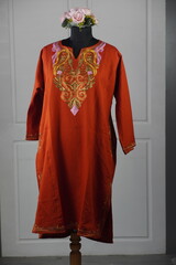 Kaar kash pheran with floral designs