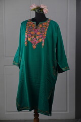 kashmirir pheran by kaar kash