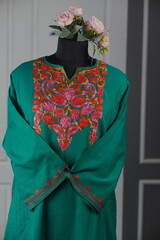 kashmirir pheran by kaar kash