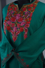 kashmirir pheran by kaar kash