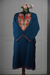 kashmirir pheran by kaar kash