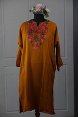 kashmirir pheran by kaar kash