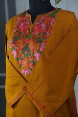 kashmirir pheran by kaar kash