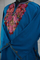 Kaar kasj kashmiri pheran for women