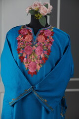 Kaar kasj kashmiri pheran for women