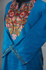 Kaar kasj kashmiri pheran for women