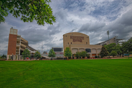 Davis Wade Stadium Starkville, Mississippi USA Julu 2, 2015