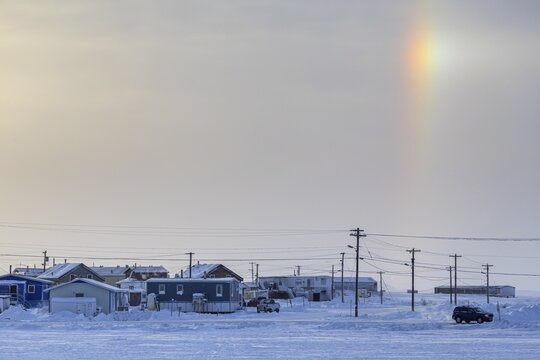 Place, houses, Inuit settlement, sunset, halo effect, Arctic, cold, snow, clouds, Tuktoyaktuk, Northwest Territories, Canada