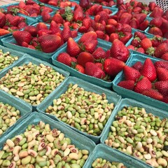 Farmer's Market Harvest: Ripe Strawberries and Fresh Black-Eyed Peas