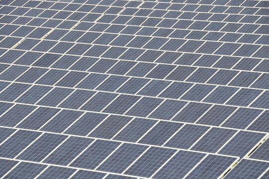 In Troisdorf-Oberlar, the currently largest ground-mounted photovoltaic system in North Rhine-Westphalia is installed on an area of 80, 000 square metres with an output of 3600 kWp, Troisdorf, North Rhine-Westphalia, Germany