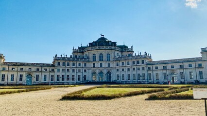 Fototapeta premium Summer palace in stupinigi, turin
