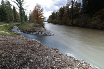 dorfbach fluss zusammen vereinigung mischen