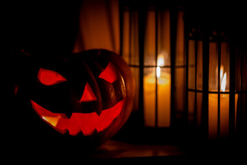 Zicca di Halloween e candele