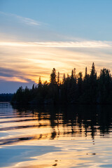 Obraz premium Silhouette of islands at sunset Ontario Canada 
